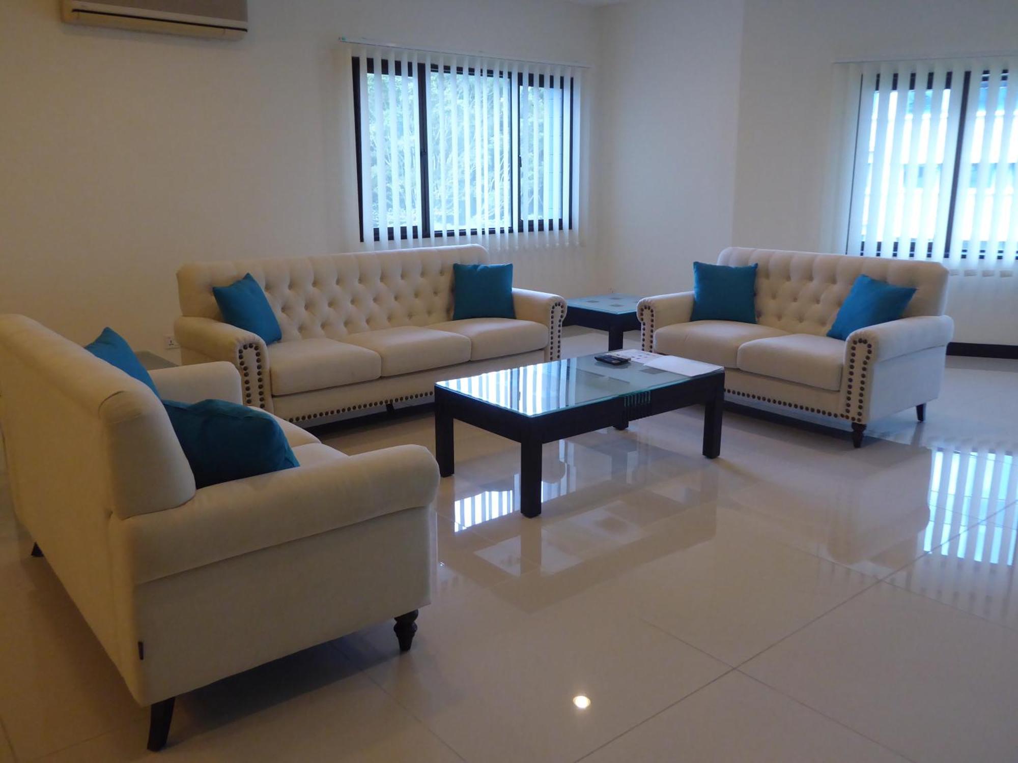 Rimbun Suites & Residences Bandar Seri Begawan Ruang foto