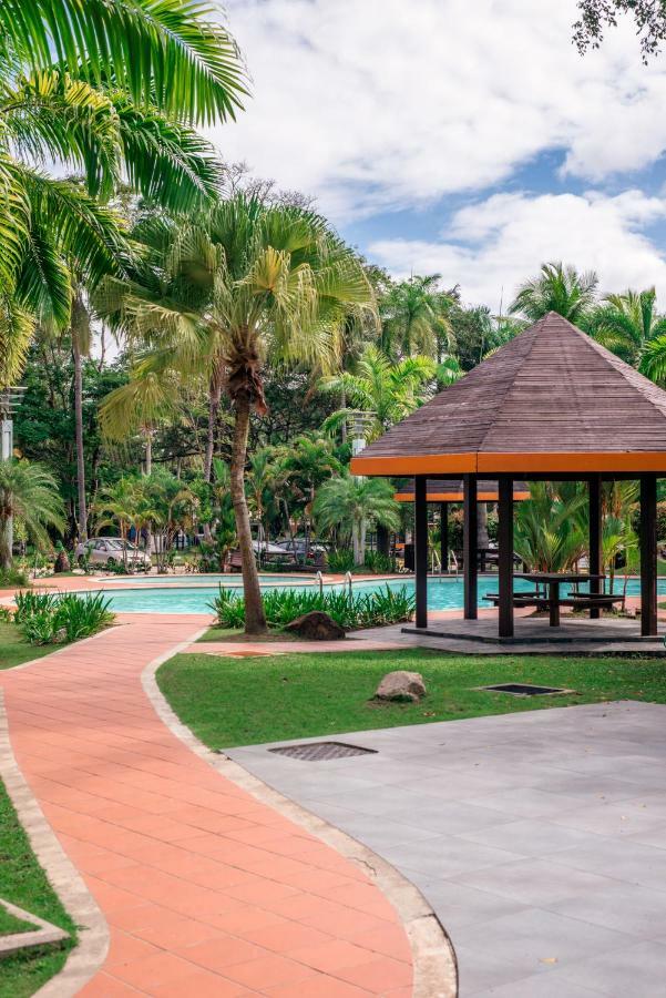 Rimbun Suites & Residences Bandar Seri Begawan Bagian luar foto