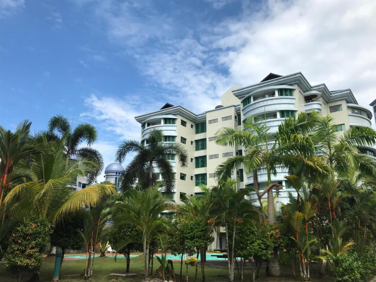 Rimbun Suites & Residences Bandar Seri Begawan Bagian luar foto